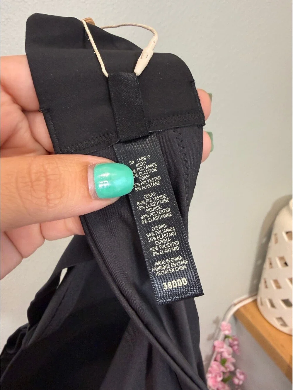 SKIMS Wireless Form Push Up Plunge Bra In The Color Onyx - Women's 38DDD